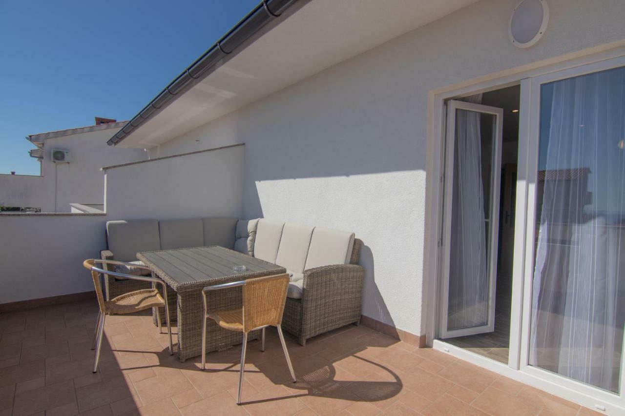 Apartmani Bistricic Krk Esterno foto