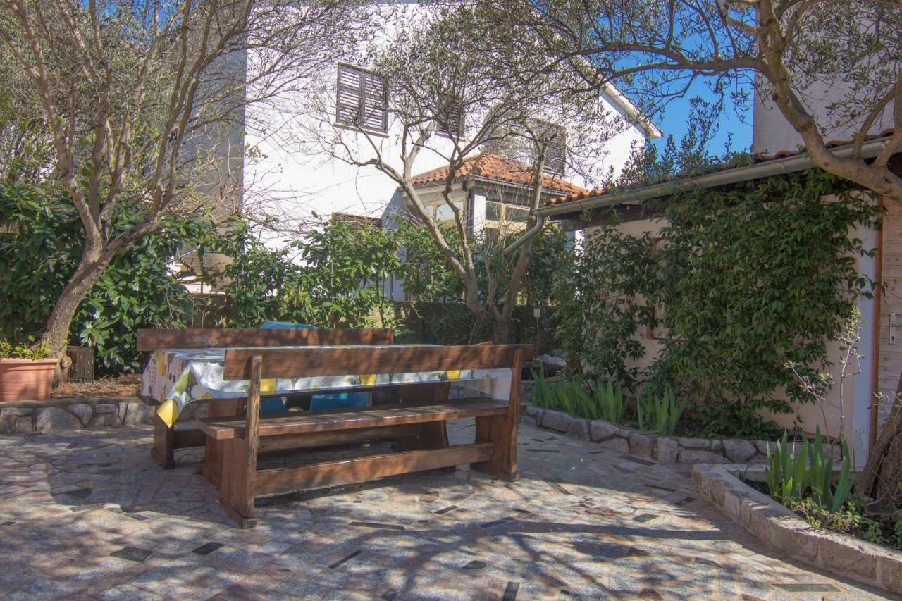 Apartmani Bistricic Krk Esterno foto