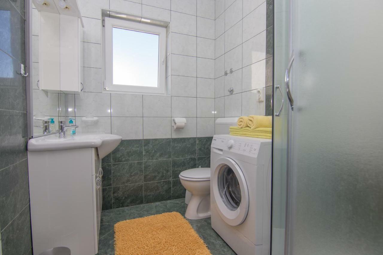 Apartmani Bistricic Krk Esterno foto
